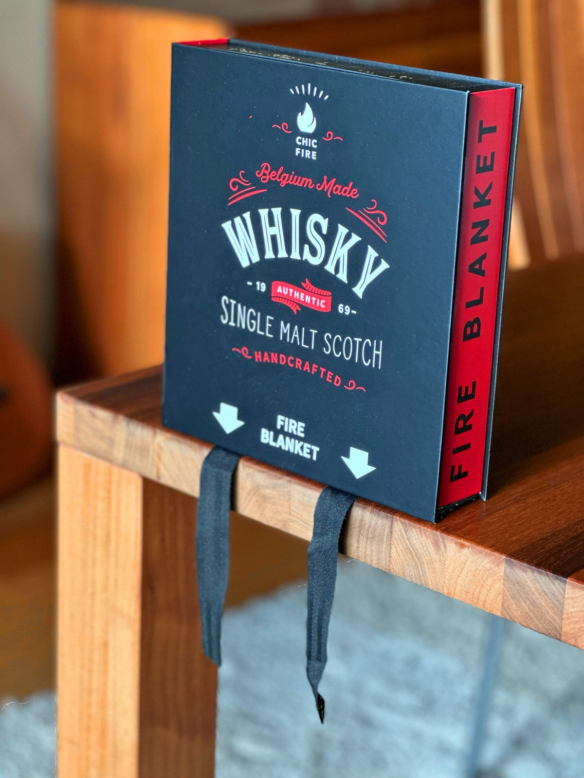 Design Fire Blanket - Red Whisky